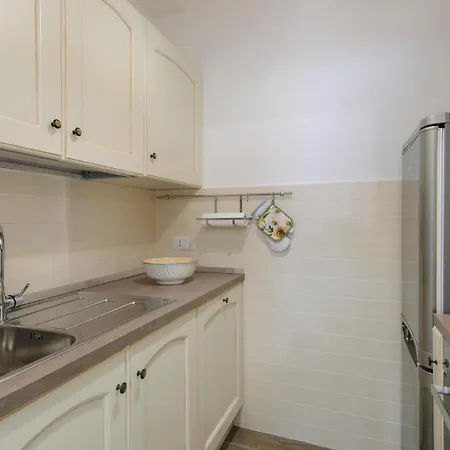 5 Bedroom Cozy In Casa de Férias *