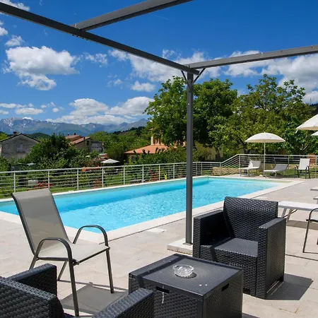 5 Bedroom Cozy In * Montefalcone Appennino