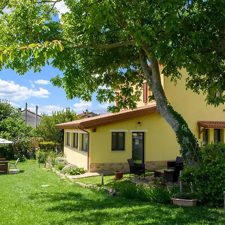 5 Bedroom Cozy In * Montefalcone Appennino